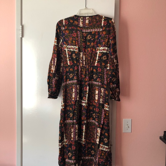 ZARA - black floral long sleeve dress (size xs) - Picture 2 of 3